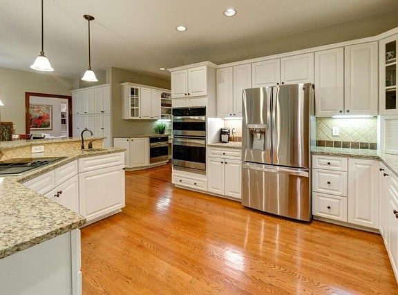 3rd image of 7661 Serenity Dr
