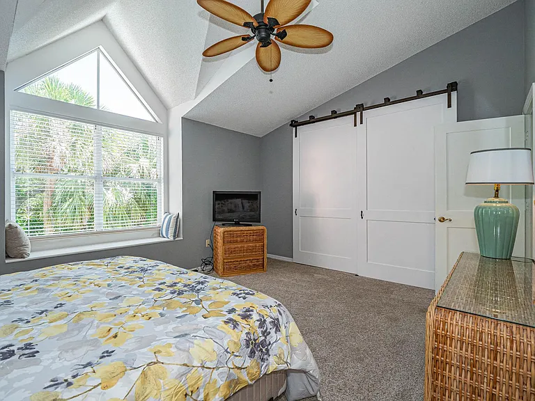 1506 Coral Oak Ln #1303 — Photo 15