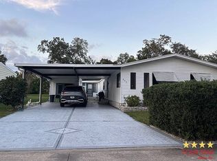 695 Pineview Dr, Orange City, FL 32763