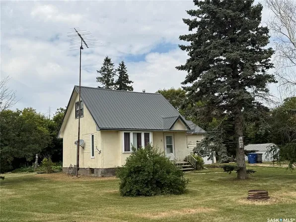 11 Bison STREET, Osage, SK S0G 3T0