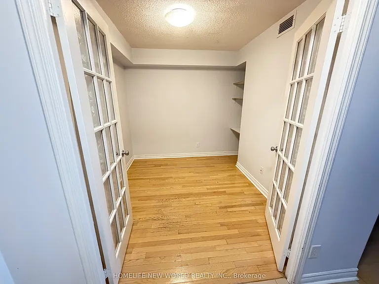 3 Rean Dr #1805 — Photo 9