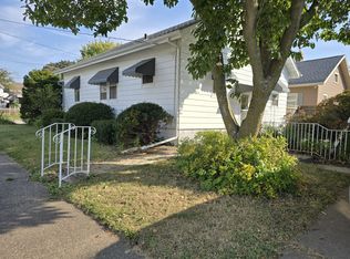 204 19th Ave, Moline, IL 61265