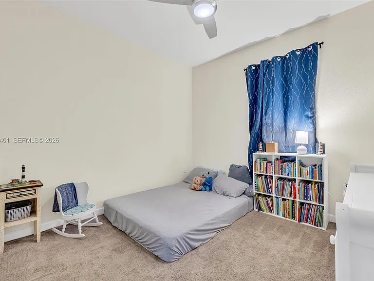 581 SE 34th Ter #0 — Photo 27