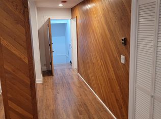 215 Hanover St SUITE 2, Boston, MA 02113