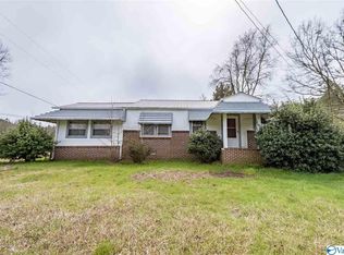 1008 Alexis Rd, Centre, AL 35960