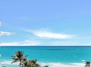 Carriage, Miami Beach, FL 33140