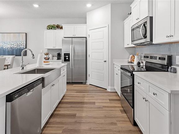 7th image of this home