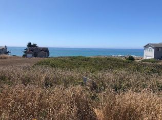 22 Clam Ct, Whitethorn, CA 95589