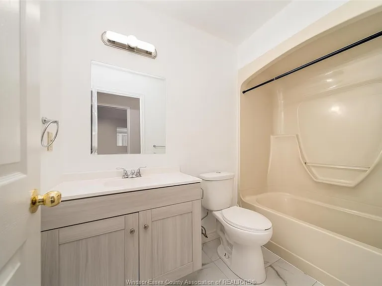 1970 Daytona Ave #2 — Photo 14