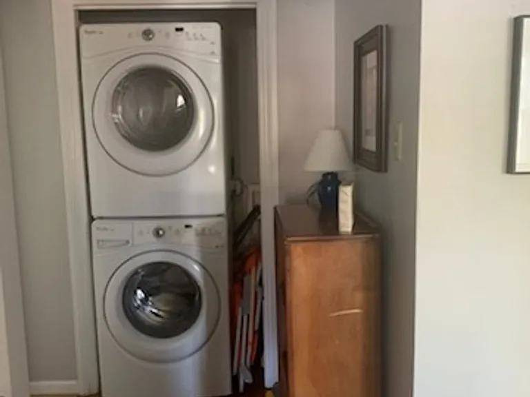 127 Wakefield Dr #C — Photo 3