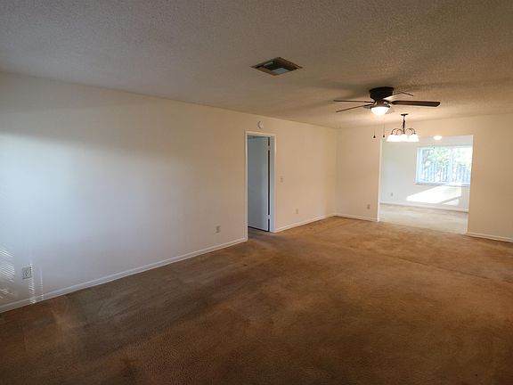 5th image of 253 Laguna Ct