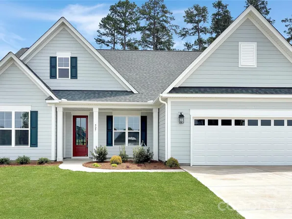 527 Oleander St, Mount Pleasant, NC 28124