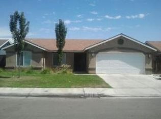 270 N 6th St, Orange Cove, CA