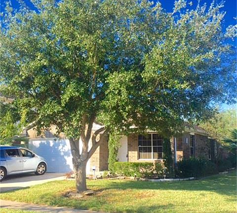 3rd image of 2731 Villa Del St
