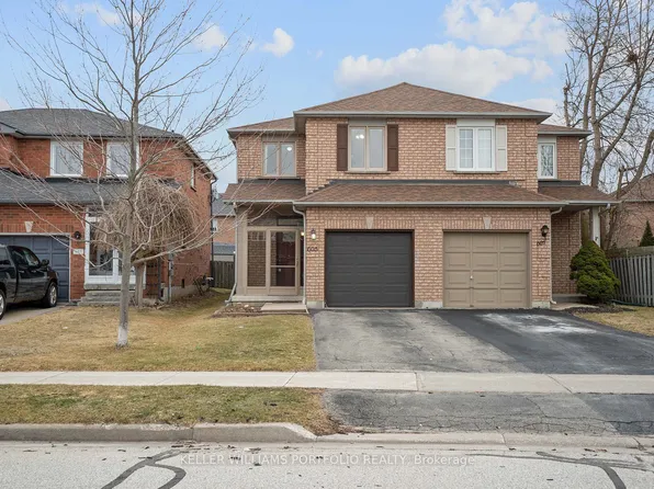 605 Skinner Ave, Newmarket, ON L3X 2A9