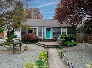 3313 39th Ave W, Seattle, WA 98199