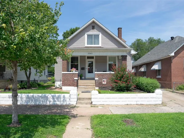 2241 Benton St, Granite City, IL 62040