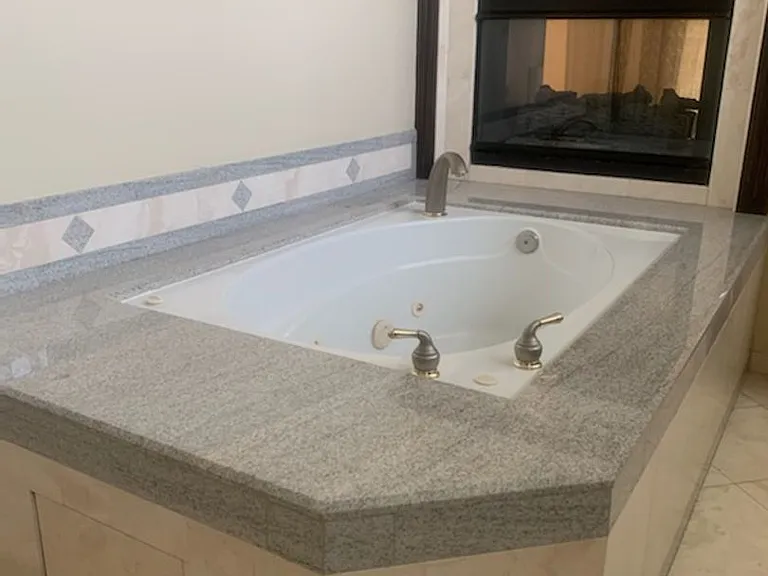 2112 Classen St — Photo 18