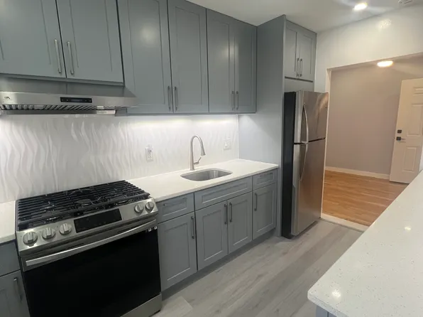 73-65 197th St Floor 2, Fresh Meadows, NY 11366