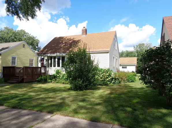 1217 12th St S, Virginia, MN 55792