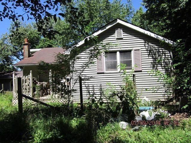 2nd image of 61656 W 46th Ave