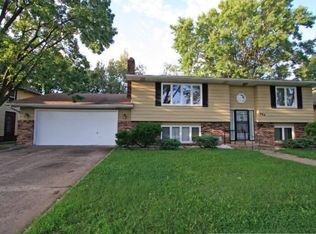 894 Concordia Ave, Saint Paul, MN 55104