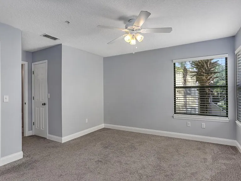 100 Fairway Park Blvd #1304 — Photo 11