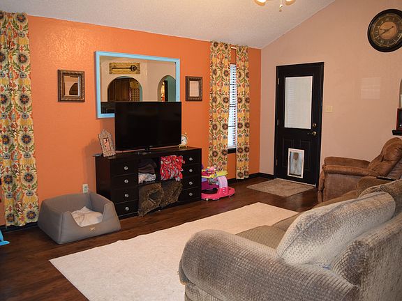 5th image of 113 Melynn Ct