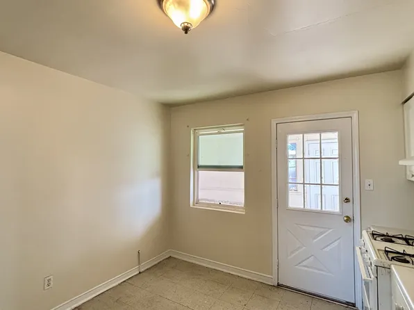 8033 Carpenter Dr, El Paso, TX 79915