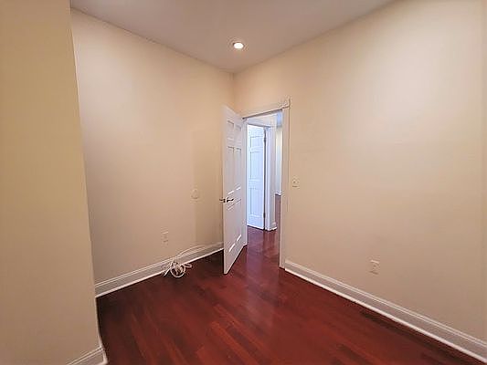 5th image of 447 E 78th St #4X