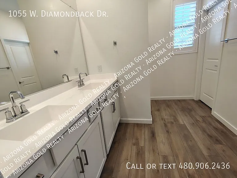 1055 W Diamondback Dr — Photo 18