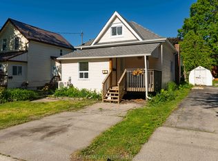 12 Woodworth Ave, Saint Thomas, ON N5P 3J2