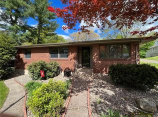 48 Hanover St, Wallingford, CT 06492