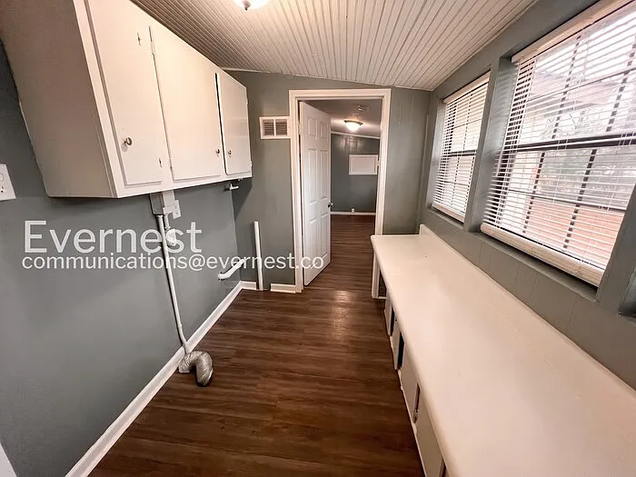 5801 W 59th St — Photo 10
