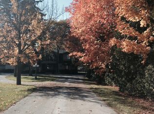 3295 Beach Rd APT 4, Port Huron, MI 48060