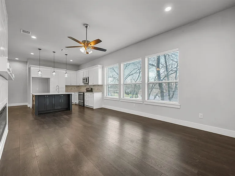 204 N Getzendaner Ave — Photo 5