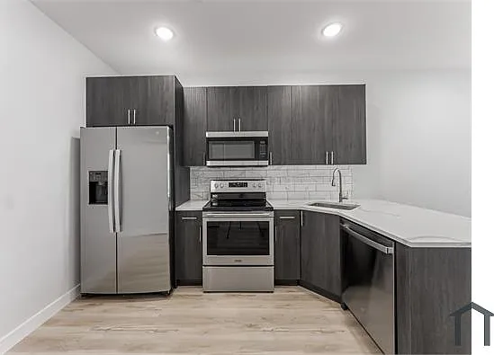 2218 N Marshall St #2 — Photo 7