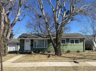 1910 Georgia St, Oshkosh, WI 54902