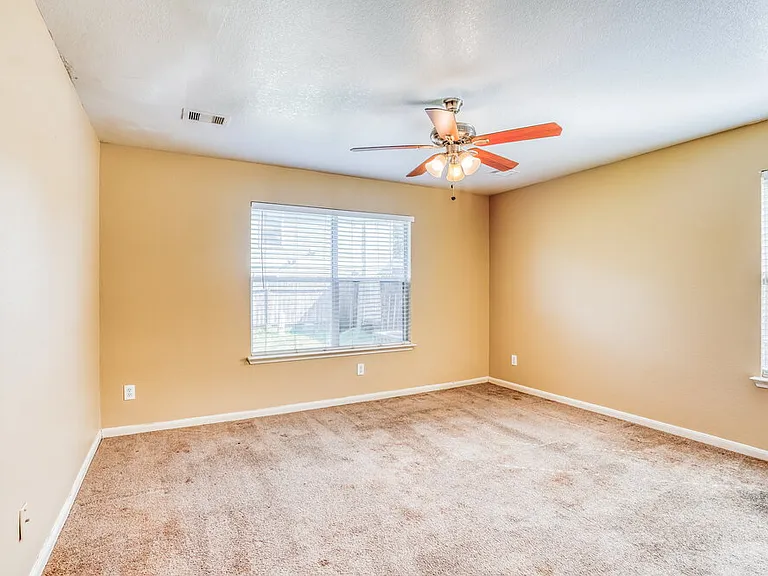 20826 Bonham Park Ln — Photo 9