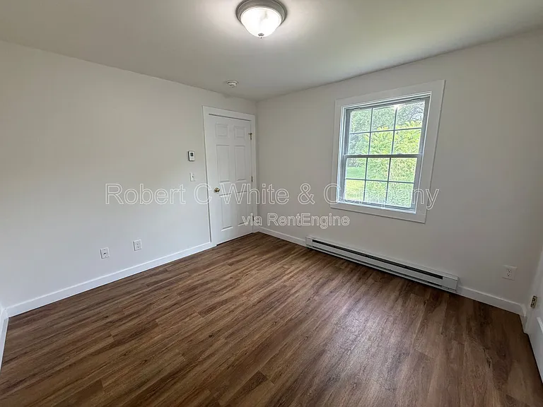 202 Main St — Photo 21