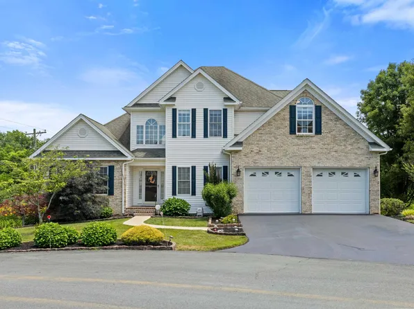 287 Kensington Dr, Fishersville, VA 22939
