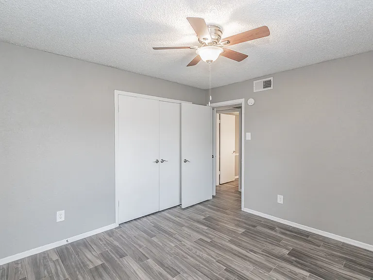 Station 121 at Town Center Apartments — Photo 218