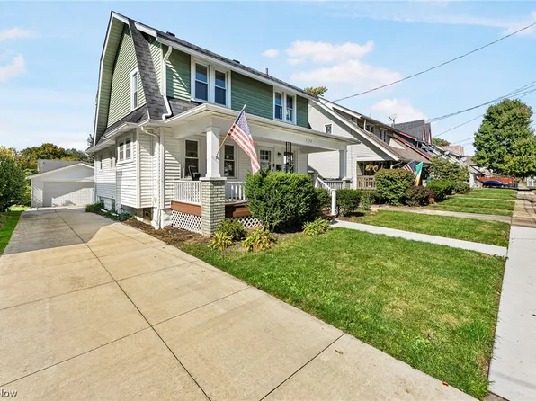 1274 Neptune Ave, Akron, OH 44301