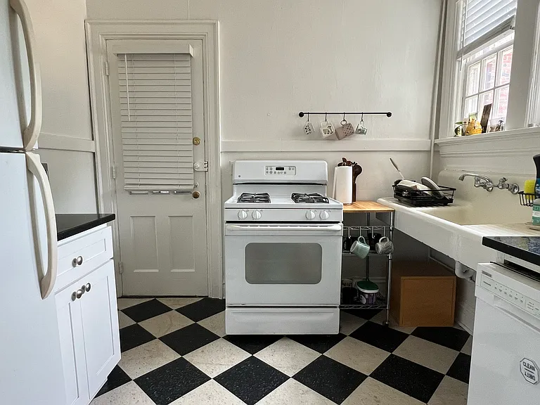 1324 Briarcliff Rd #3 — Photo 5