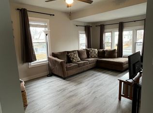 43 Stebbins St APT 1, Chicopee, MA 01020