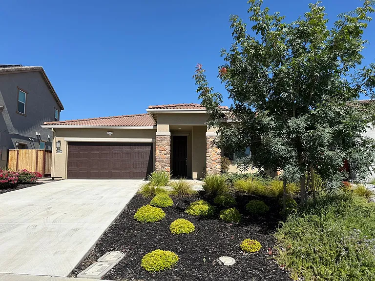5408 Nimis Way — Photo 1