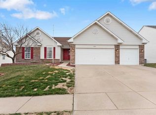 835 Railway Cir, Wentzville, MO 63385