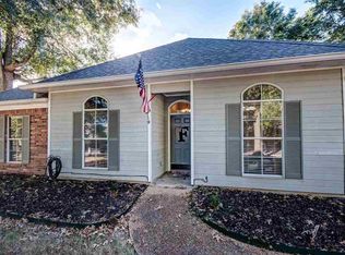 516 Spring Hill Dr, Madison, MS 39110