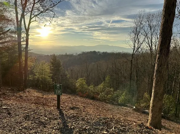 106 Lazy Country Cove Rd, Murphy, NC 28906