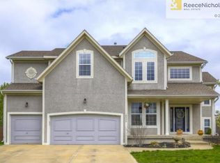19320 W 105th St, Olathe, KS 66061